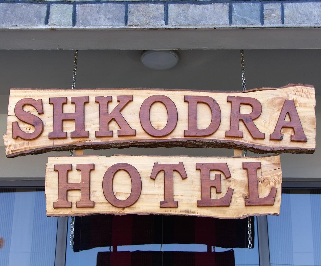 Shkodra Hotel ภายนอก รูปภาพ