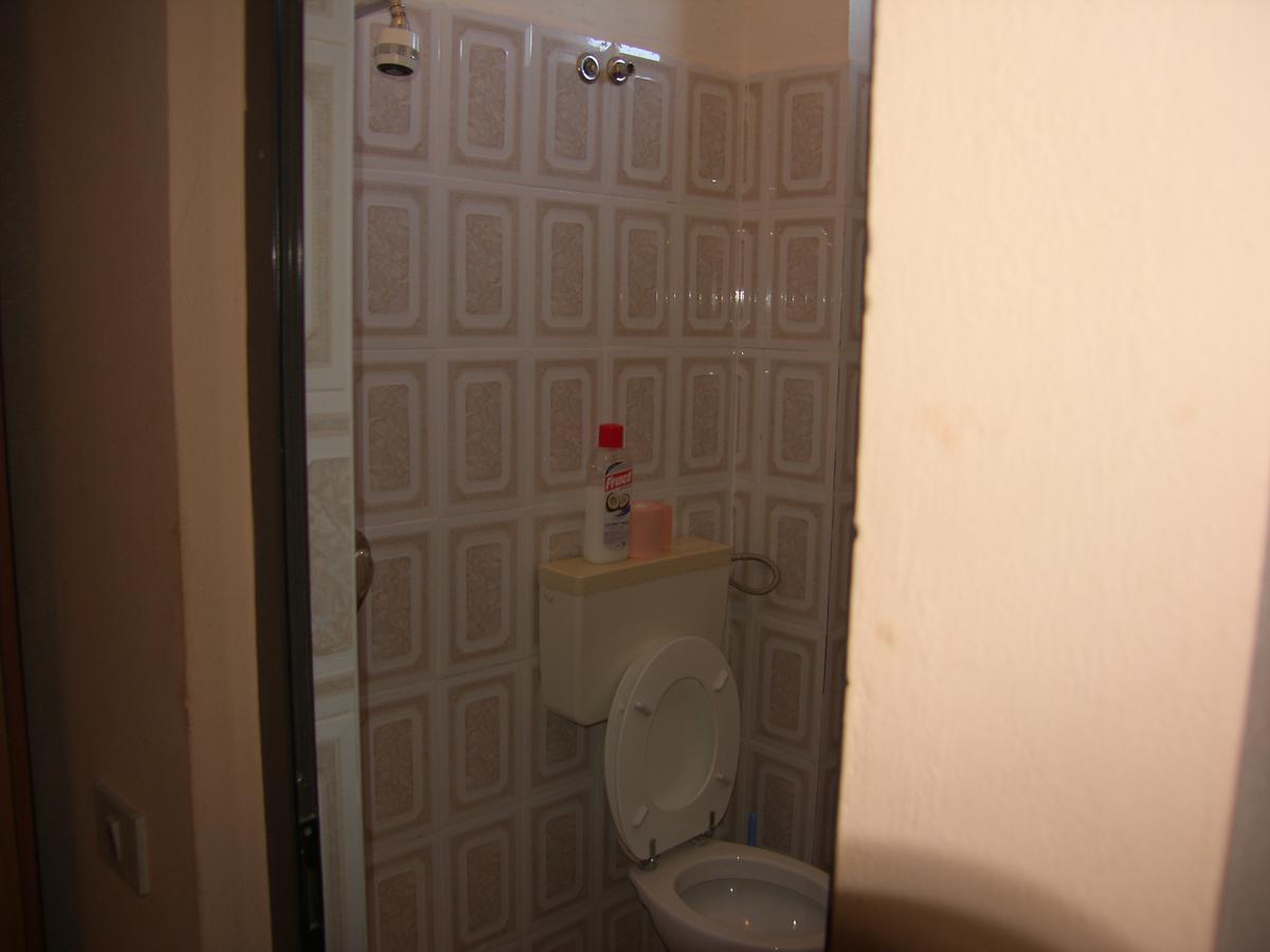 Shkodra Hotel ภายนอก รูปภาพ