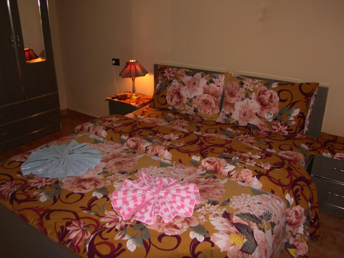 Shkodra Hotel ภายนอก รูปภาพ