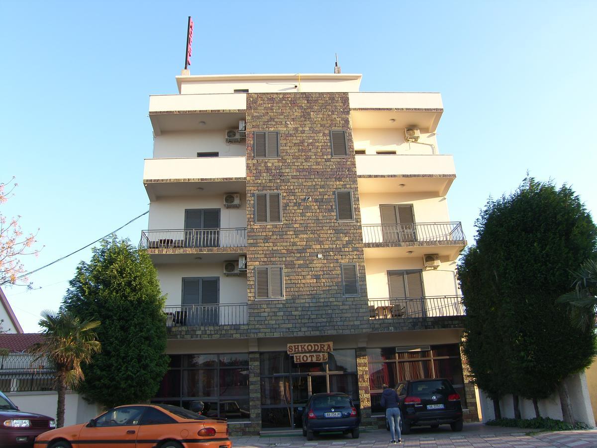 Shkodra Hotel ภายนอก รูปภาพ